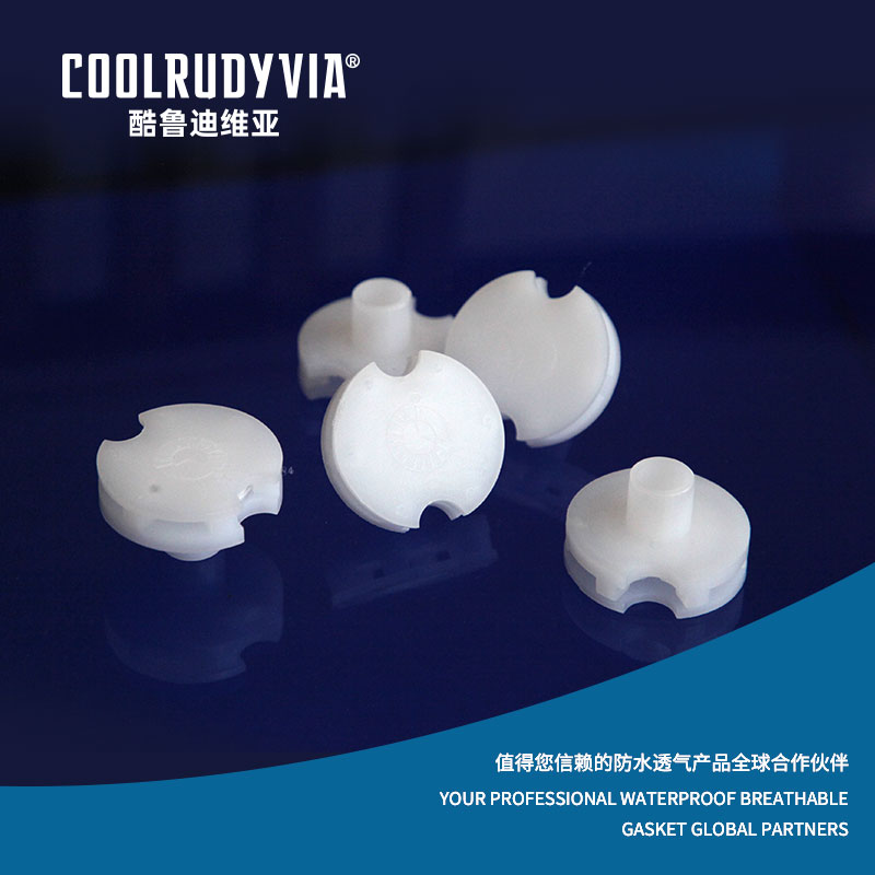 Vattentät plugg som andas