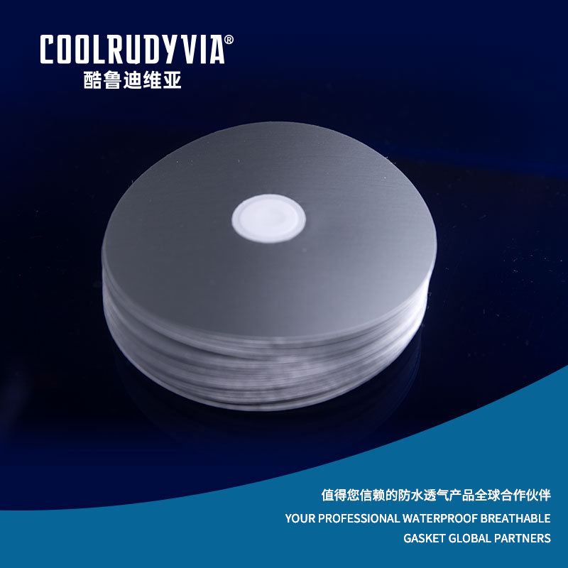 Vattentät packning som andas